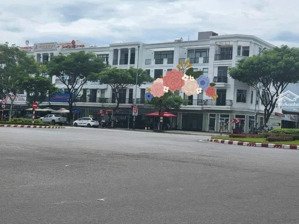 cần bán shophouse 4.5 tầng 2 mặt tiền nguyễn sinh sắc,đà nẵng