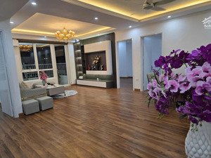 chính chủ cần bán căn hộ n07 b2 khu đtm dịch vọng, cầu giấy, 112 m2, 3pn