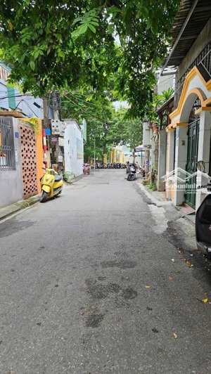 bán nhà riêng tại trần quốc hoàn, dịch vọng, cầu giấy, hà nội, 18 tỷ, 60m2, giá tốt hot!