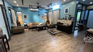 bán gấp biệt thự sát ciputra tây hồ, 208m2, 6 tầng thang máy, sân vườn, gara ô tô - 37 tỷ