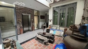 chính chủ cần bán gấp biệt thự 206m2 sát ciputra tây hồ, 6 tầng thang máy, gara 2 ô tô, 36.96 tỷ