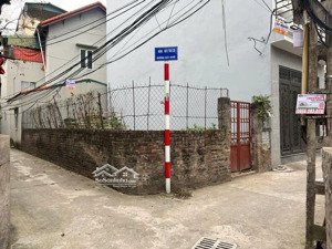 lô góc đất đẹp , ngõ thông , ô tô nhỏ vào đất