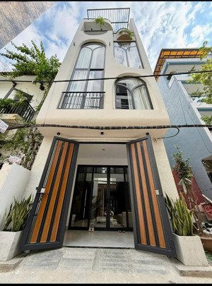 nhà đẹp ngõ 268/56 phố ngọc thụy ngõ thông - 65m 6tầng thang máy nội thất tiền tỷ - giá chỉ 16tỷ8.