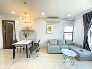 bán ch centana thủ thiêm 88m2, 3pn, có nội thất. giá 5,5 tỷ, sổ hồng lâu dài