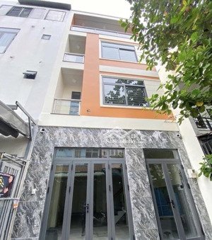 giảm 600tr bán gấp 67,2m2/4tỷ180 mai thị lựu p đa kao quận 1. đang cho thuê 24 tr/th gần đại học mở