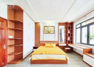 Bán nhà hẻm xe hơi đường Nguyễn Đình Chiểu phường 5 quận 3, DT: 5.8x14m, 2 lầu, giá 14.9 tỷ