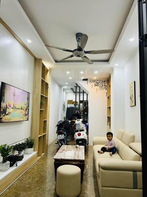 bỏ phố về quê cần bán nhà tại phố thanh am