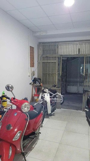 chính chủ cần gấp bán giá rẻ nhà riêng 2 tầng 6 pn 3wc tân bình hồ chí minh 11 triệu 999 - 114 m2