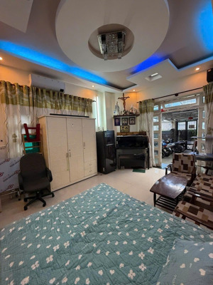 phạm văn hai tân bình - 131m - 5 tầng - 10 phòng chdv - hẻm xe hơi - dòng tiền gần 40 triệu 12.5 tỷ