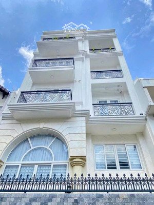 nhà 20 phòng 5 lầu góc 2 mặt tiền 255a phạm ngũ lão, quận 1