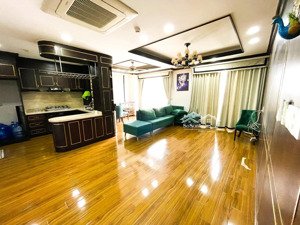 gia đình bán căn hộ cộng hòa plaza,70m2,2pn,2wc - chính chủ, tặng full nội thất, giá 4.3 tỷ