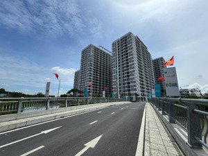 giá đầu tư căn góc 3pn + 3wc + 2 ban công rộng còn 4.1 tỷ đủ view, sổ sẵn, mt eastmark mặt tiền vđ3