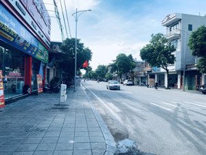 bán đất trung tâm thị trấn kiến xương vị trí đẹp, tiện ích đầy đủ