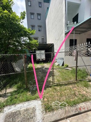 bán gấp mảnh đất mặt phố gần trụ sở ub phường long biên, 250m2, kinh doanh, view sông. giá 44.5 tỷ