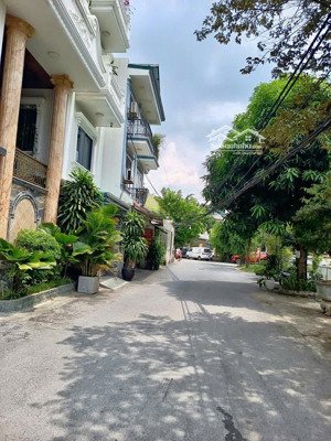 bán đất la khê-hà đông-oto vào đất-thửa vuông-phong thuỷ đẹp-không quy hoạch-giá mềm