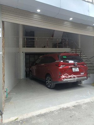chính chủ bán nhà riêng tại phường phúc lợi, hà nội, ô tô 7 chỗ cất trong nhà