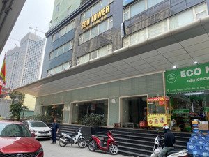 cho thuê mặt bằng kinh doanh mặt phố nguyễn văn huyên 70m2x3 tầng, mặt tiền 15m giá 90tr/tháng