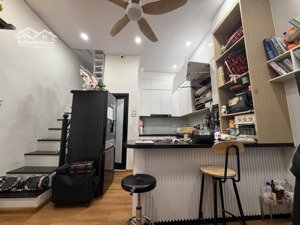 ngõ văn chương, cách mp văn chương 40 mét, 60 mét ra tôn đức thắng, hộ khẩu dđ, giá đầu tư 32m2/4tỷ