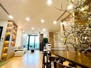 cần bán căn hộ 109m2, 3pn 2vs, full đồ đẹp, căn góc, sổ sẵn, chung cư mipec rubik. giá 10.5 tỷ