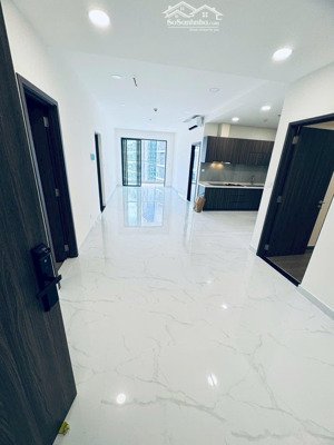 cho thuê 3pn centery 121m2 ntcb giá rẻ chỉ 20tr/ tháng bao ô xe hơi