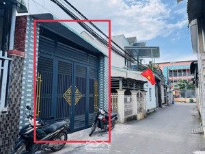 cần bán căn nhà bên hông trường long bình - kp5 - p. long bình