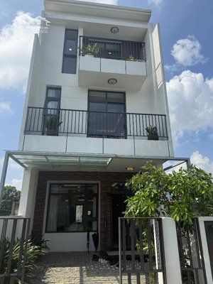 bán nhà mặt tiền hoàng phan thái cách 100m đến địa phận tp.hcm, 5,6 tỷ, 80m2, view đẹp, chính chủ