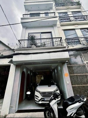 trung tâm phúc lợi 6 tầng x 2 thoáng sáng, giá nhỉnh 7 đồng, gara, tặng full nội thất xịn!