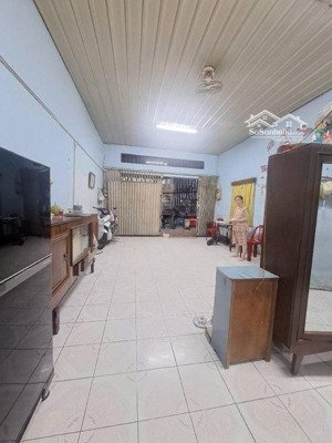 nhà cấp 4 đường nguyễn văn quá, phường đht, q12, dt 138m2 (6,5mx23m), hẻm 5m 8,5tỷ