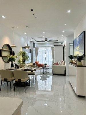 bán căn hộ sky garden 3, phạm văn nghị, tân phong, q7, 6,25 tỷ, 74m2, view đẹp hàng hot