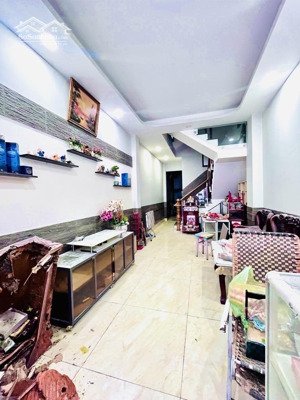 nhà định cư nước ngoài cần bán gấp liên tỉnh 5, quận 8, hcm, (pegasuite) 8,6 tỷ, 3 tầng mới xây