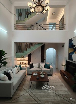 nhà mới sơn sửa 4,2*13m 2lầu 3pn 3wc 3máy lạnh hxh lê lợi p1gv