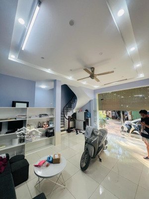 bán nhà ngõ 88 trung kính 50m x 4 tầng mt 6.5m ô tô tránh k/d 20 tỷ cầu giấy