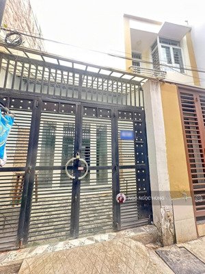 chính chủ cần bán nhà hẻm 803 htp