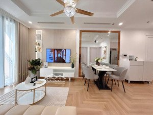 bán căn hộ 3pn - căn góc- tầng trung- hướng mát- berriver 390 nguyễn văn cừ. 