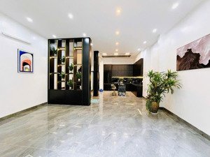 bán nhà siêu đẹp 4 tầng- diện tích 62m- mặt tiền 6.3m - xuân la- tây hồ- hà nội