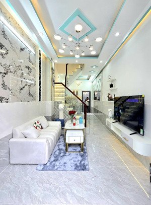 nhà mới đẹp 100% sổ hồng mới 2025 cách đường lộ lớn huỳnh tấn phát 50 m