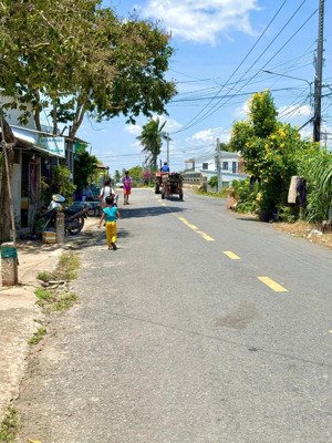 132.7m2 mặt tiền đường huyện 16, cách ql50 vài bước chân, giá chỉ 550tr