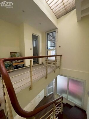 NHÀ MẶT PHỐ TRUNG KÍNH CẦU GIẤY - VỊ TRÍ ĐẸP KINH DOANH TỐT: 5 TẦNG - DT 88M2 - 48.5 TỶ