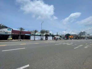 cho thuê mặt bằng đường thùy vân view biển trực diện - 200m2