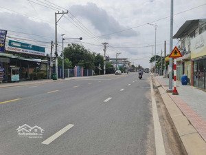 bán nhà mặt tiền , gần aone bình dương , 884 m2 ( 18 x 50 ) , lh @939.208.616