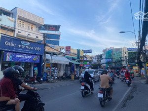 cho thuê nhà 3 tầng mặt tiền đỗ xuân hợp, dt 5.5x25m, thuê lâu dài, giá 50tr/tháng