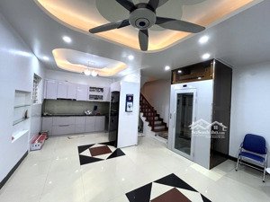 ngõ minh khai hai bà trưng- thang máy, giá tốt- 45m- hơn 8 tỷ