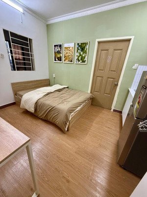 cho thuê phòng giá rẻ - full nội thất - gần q1 - nguyễn hữu cảnh - lh 