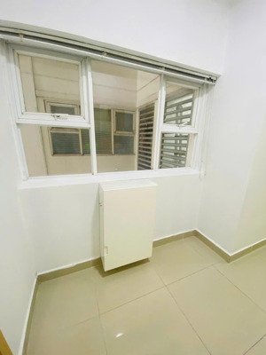 cho thuê căn 84m2 oriental plaza(2n2wc) âu cơ giá 12tr