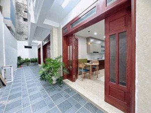 chủ cần thanh khoản nhanh căn nhà hà trì ngay trường học ô tô cách vài mét quanh 6 tỷ