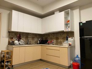 cần bán căn 1 ngủ westbay tầng 14 giá 2.82 tỷ bao phí lh 