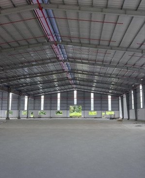 bán hoặc cho thuê 12.500m2 xưởng tiêu chuẩn tân uyên, tp hcm