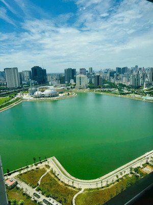 hàng hiếm, duy nhất 1 căn sky villas vin skylake dt 355m2, nội thất xịn view hồ công viên giá 63 tỷ