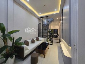 bán nhà đền lừ phân lô vip gần phố, gần hồ 36m, 5 tầng, giá 7 tỷ ô tô sát nhà