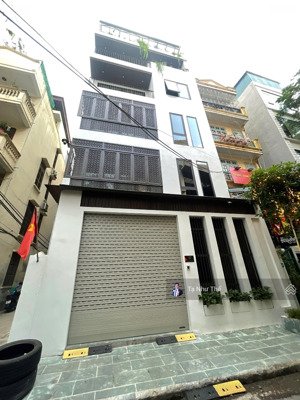 bán nhà phân lô hoàng cầu, 6t, ô tô tránh, 70m2, mt5m, thang máy, kd, vài bước ra hồ, 27.5 tỷ